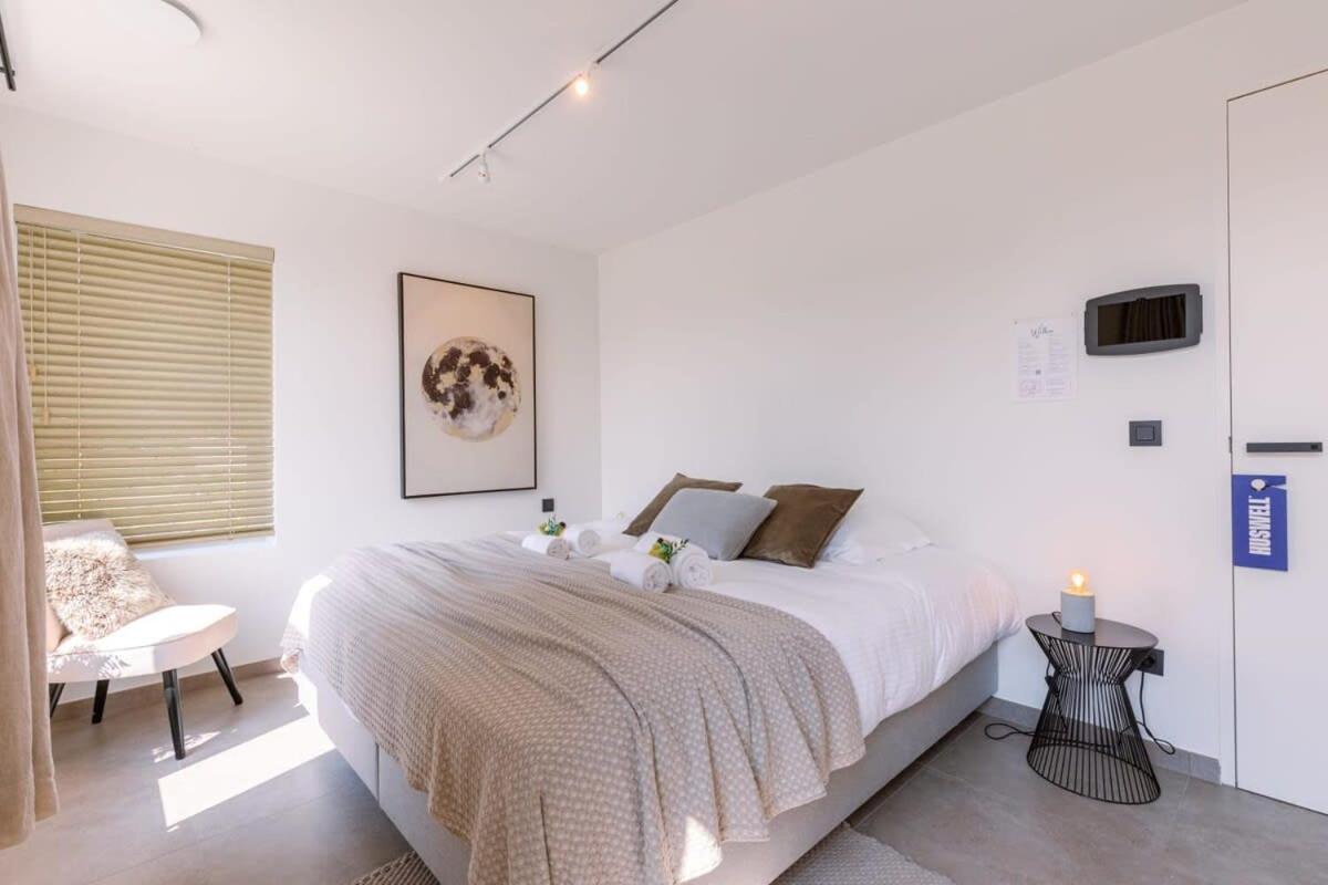 Lord - Charming double room at ranch De Blauwe Zaal Brugge Buitenkant foto